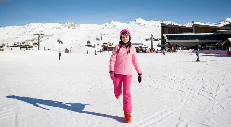 b587869f00c47e527d805bcf390523f7.mp4