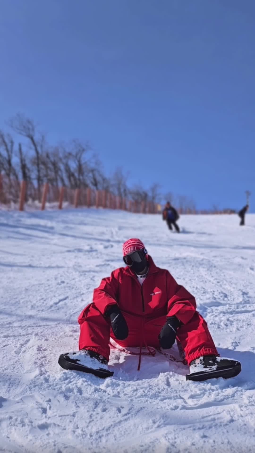 70b4c4d5e7b383a2e34eed901476c8b8.mp4