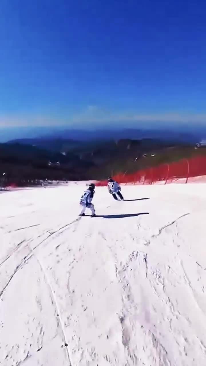 f1225e61ca3716c4667d230c432503dd.mp4